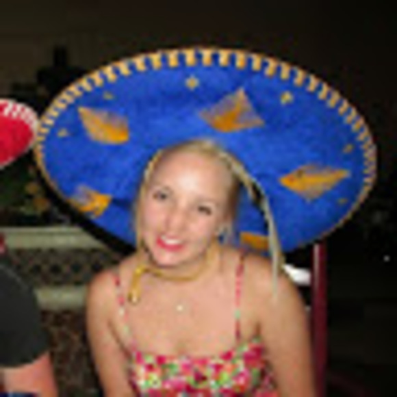 Meet your Posher, Chelsea - Picture 1 of 1